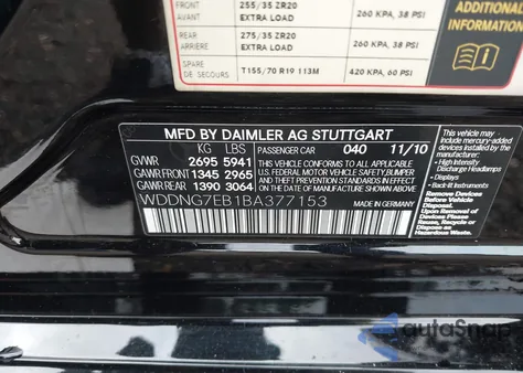 2011 Mercedes-Benz S 63 Amg z USA, uszkodzony, nr VIN WDDNG7EB1BA377153